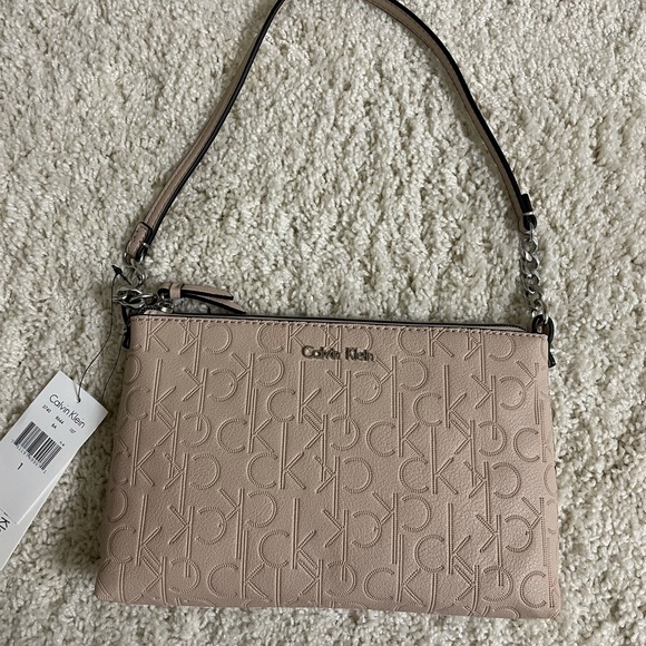 New Calvin Klein Shoulder Purse - Picture 2 of 6
